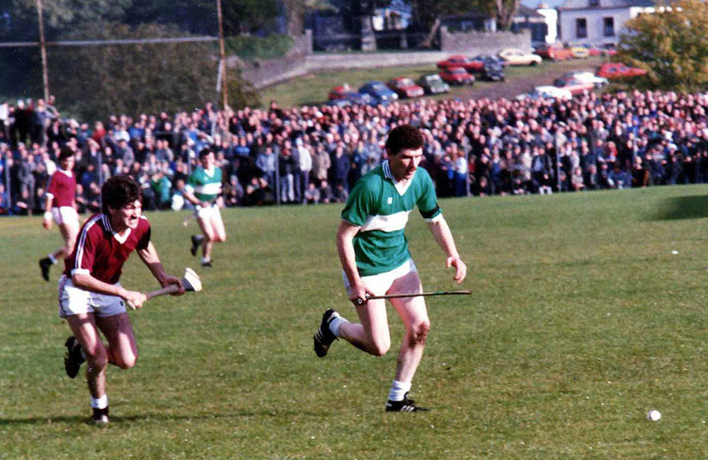 County Senior Final 1987 copy copy Slide background